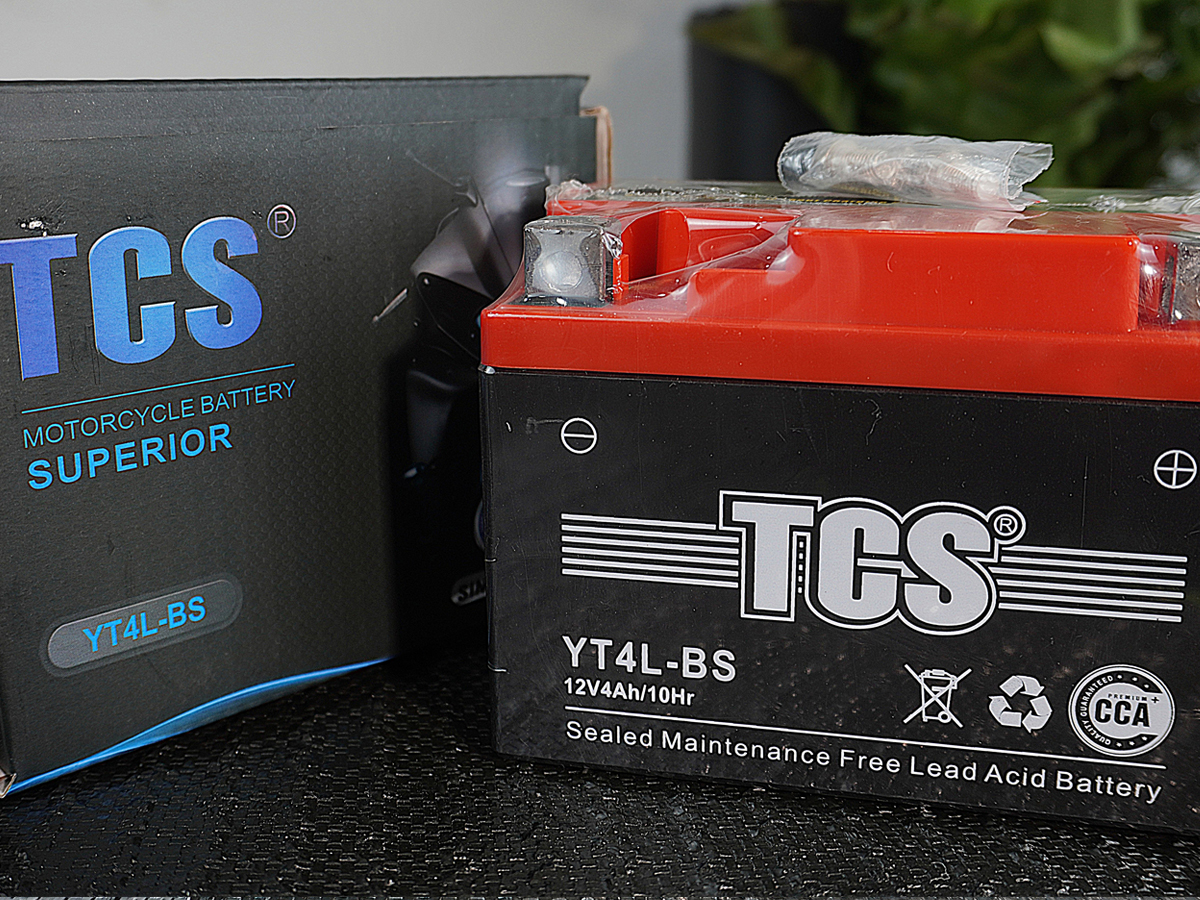 Ắc quy khô kín khí YT4L-BS Ắc quy xe máy YT4L-BS chính hãng – Phụ tùng Sao Việt