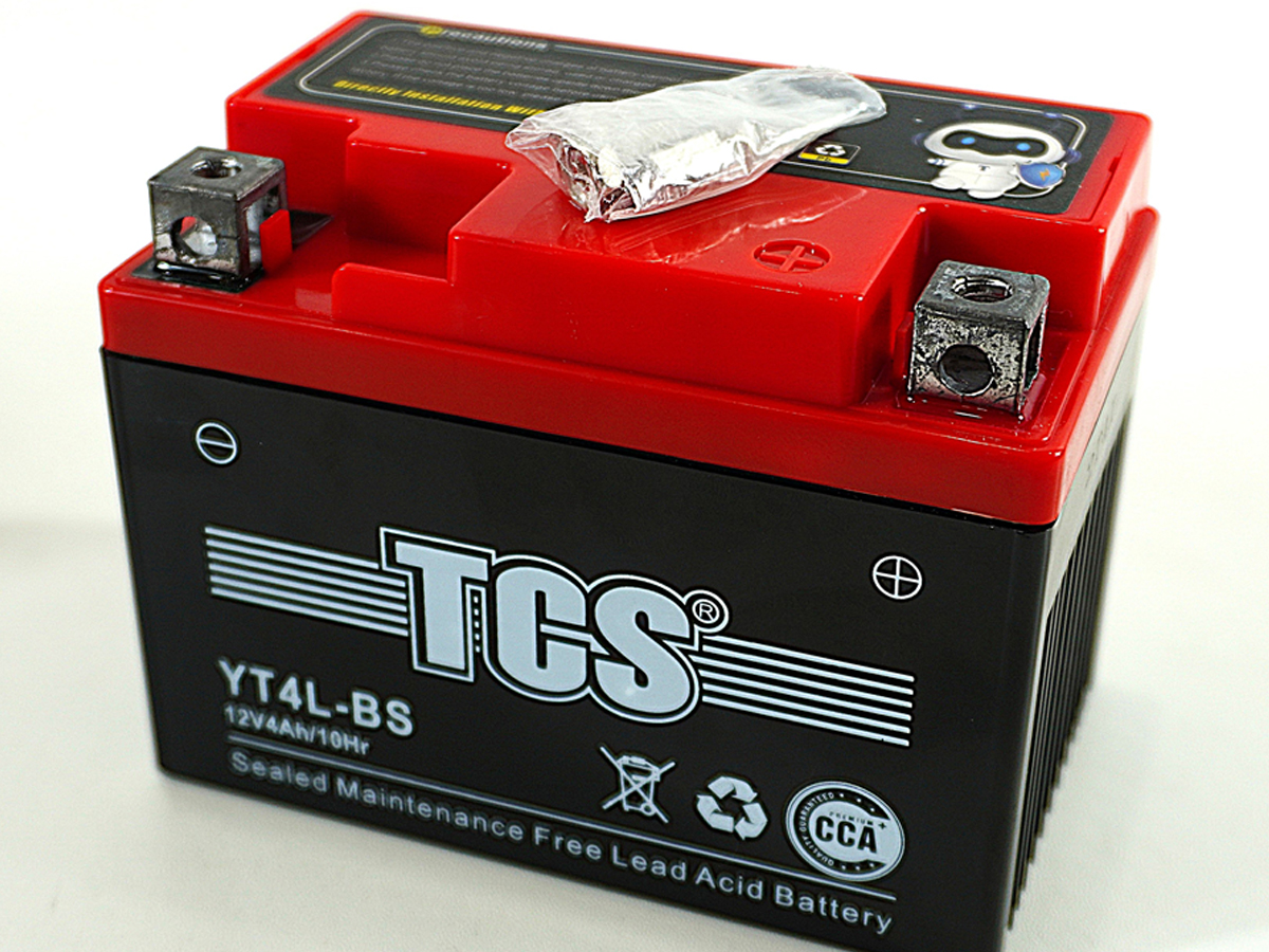 Ac quy xe may tcs thap 3