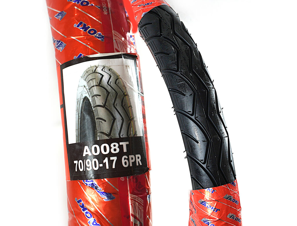 Lốp AOKI